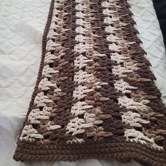 Throw oversized - Picture 2 of 7